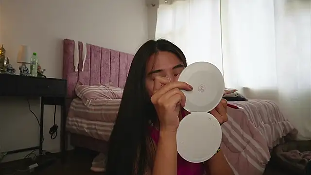 Snapshot of AlessiaVix chatting on February 4, 2026, 3:29 pm AlessiaVix online show from February 4, 2026, 3:29 pm