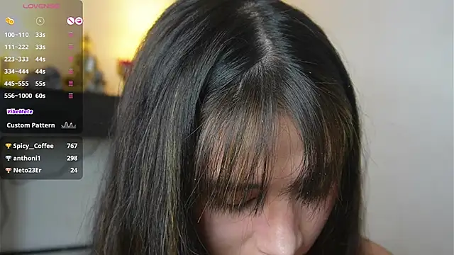 Snapshot of AlessiaVix chatting on February 17, 2025, 8:06 pm AlessiaVix online show from February 17, 2025, 8:06 pm