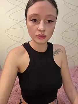 Snapshot of Kimsweet7 chatting on November 13, 2025, 6:01 pm Kimsweet7 online show from November 13, 2025, 6:01 pm