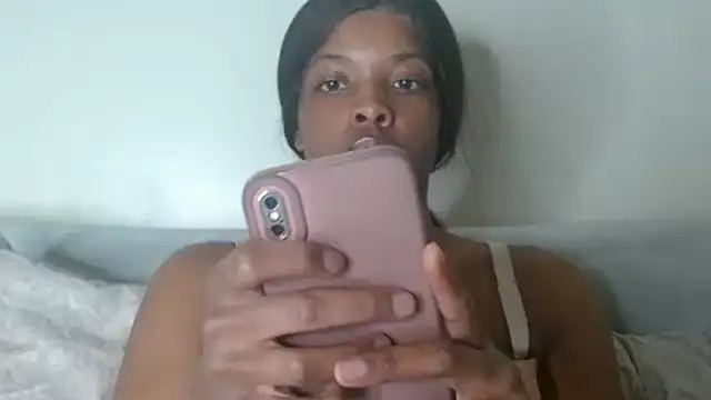 CaramelGoddessxoxo online show from April 1, 2026, 5:43 pm