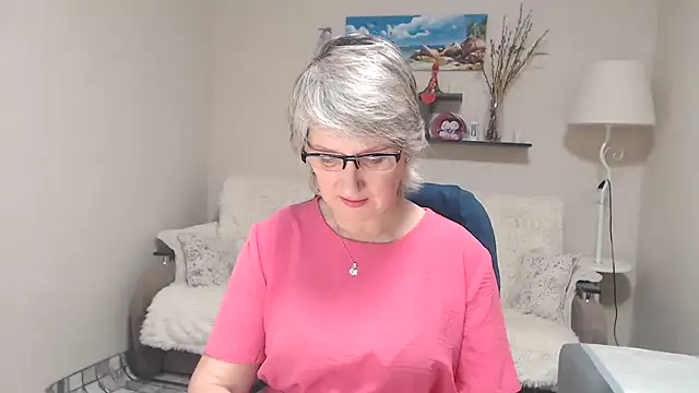 FleurMays online show from November 21, 2025, 12:26 pm