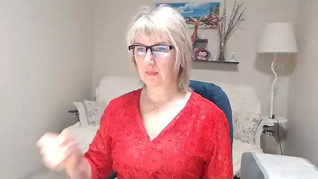 FleurMays online show from February 14, 2026, 4:56 am