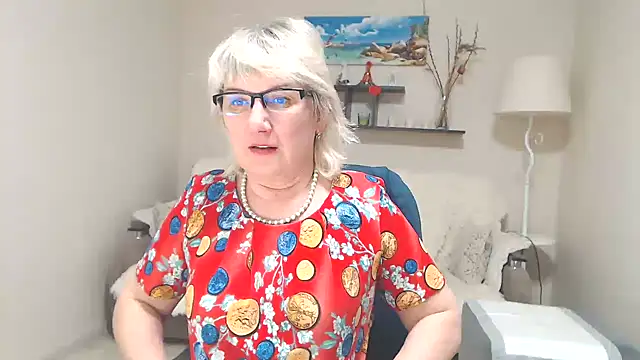 FleurMays online show from February 28, 2025, 6:10 am