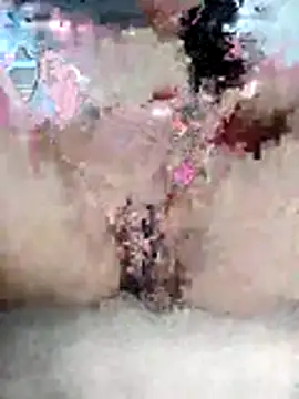 Leva laddy online show from November 28, 2025, 1:17 am