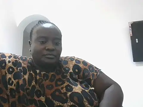 Snapshot of Hotwife8 chatting on June 3, 2026, 3:06 pm Hotwife8 online show from June 3, 2026, 3:06 pm