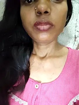Snapshot of Gautami-telugu chatting on October 12, 2025, 7:15 pm Gautami-telugu online show from October 12, 2025, 7:15 pm