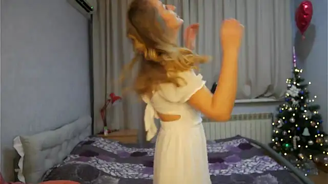 Sophiloren online show from January 5, 2026, 5:38 pm