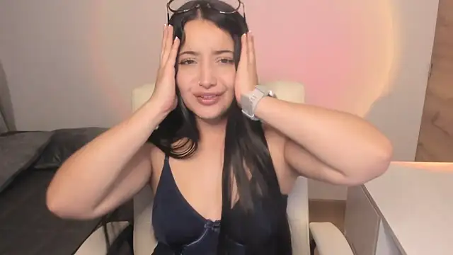 Snapshot of Ali_itcaduu chatting on December 23, 2025, 1:49 am Ali itcaduu online show from December 23, 2025, 1:49 am