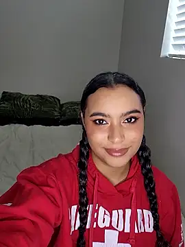 cinnaminnie online show from January 13, 2026, 8:24 pm