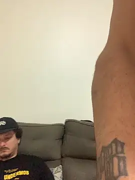 GabeHian1903 online show from October 8, 2025, 4:47 am