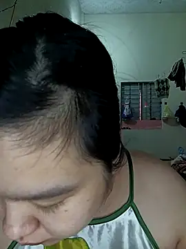 Snapshot of Thomgdee chatting on November 27, 2025, 1:50 am Thomgdee online show from November 27, 2025, 1:50 am