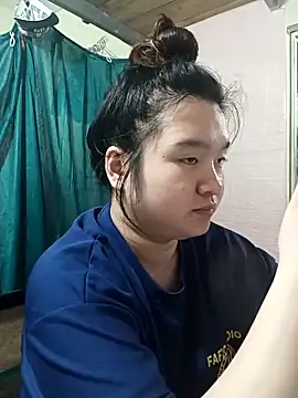 Thomgdee online show from April 4, 2026, 10:11 am