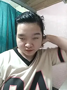 Snapshot of Thomgdee chatting on February 11, 2026, 4:29 pm Thomgdee online show from February 11, 2026, 4:29 pm