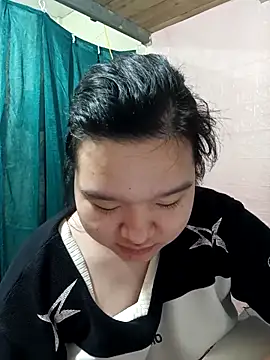 Snapshot of Thomgdee chatting on February 14, 2026, 5:46 pm Thomgdee online show from February 14, 2026, 5:46 pm