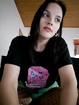 Snapshot of Jujuicy_97 chatting on January 28, 2025, 8:47 am Jujuicy 97 online show from January 28, 2025, 8:47 am