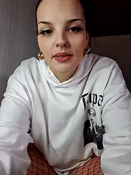 Snapshot of Jujuicy_97 chatting on January 25, 2025, 10:08 am Jujuicy 97 online show from January 25, 2025, 10:08 am