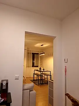 Snapshot of Jujuicy_97 chatting on February 7, 2026, 5:04 am Jujuicy 97 online show from February 7, 2026, 5:04 am