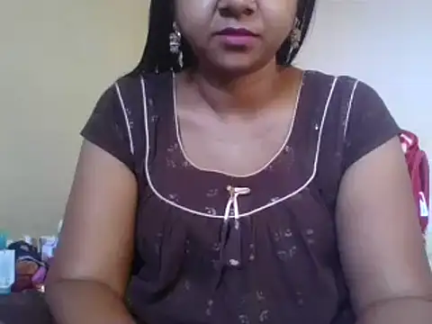 Hotysahiba online show from December 4, 2024, 2:47 am