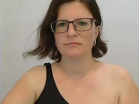 Snapshot of CrimsonMistress chatting on February 8, 2025, 12:28 am CrimsonMistress online show from February 8, 2025, 12:28 am