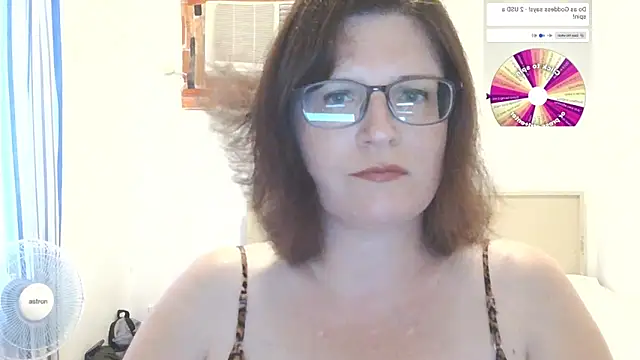 CrimsonMistress online show from January 8, 2026, 10:38 pm