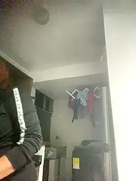 anastasia and jordan online show from October 5, 2025, 8:38 am