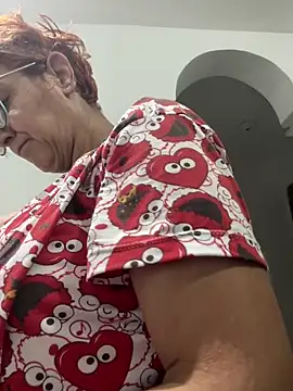 anastasia and jordan online show from April 8, 2026, 11:01 am