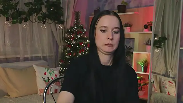Snapshot of KiraLiLime chatting on March 7, 2025, 6:11 pm KiraLiLime online show from March 7, 2025, 6:11 pm