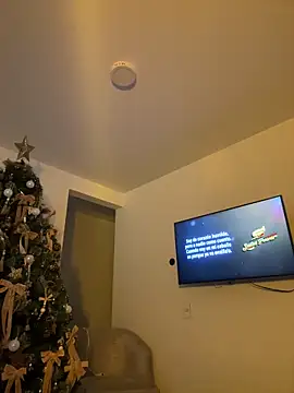 Snapshot of Jessie-pradoo chatting on December 15, 2025, 10:04 pm Jessie-pradoo online show from December 15, 2025, 10:04 pm