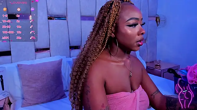 mia schwarz online show from January 31, 2025, 9:48 pm