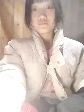 Snapshot of lytamye chatting on February 25, 2025, 12:27 pm lytamye online show from February 25, 2025, 12:27 pm