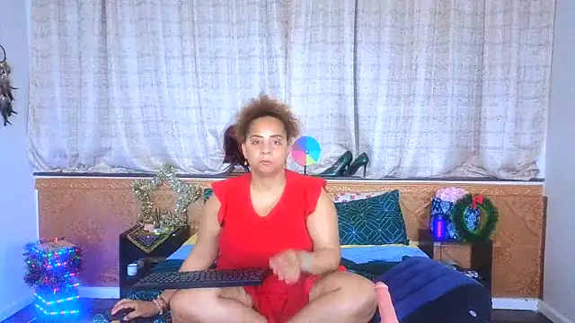 CleopatraYourRoyalAffair online show from December 10, 2024, 7:11 pm