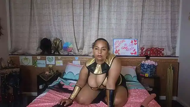 CleopatraYourRoyalAffair online show from February 13, 2025, 8:03 pm