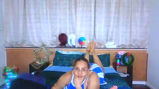 CleopatraYourRoyalAffair online show from December 11, 2024, 7:14 pm