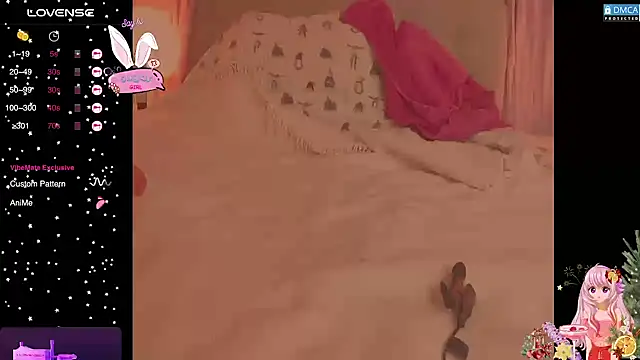 Snapshot of Blondecandie chatting on February 26, 2026, 5:24 pm Blondecandie online show from February 26, 2026, 5:24 pm