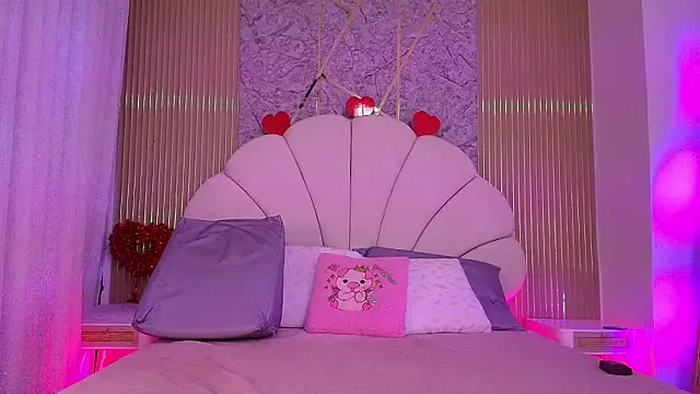 aisha sh online show from February 27, 2026, 11:54 am