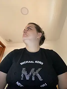 Im Amelia online show from October 29, 2025, 12:59 pm