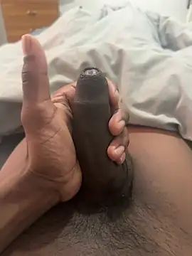 Snapshot of Oorgazmic chatting on February 16, 2025, 12:10 pm Oorgazmic online show from February 16, 2025, 12:10 pm