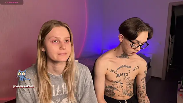 Snapshot of anahori__simon chatting on March 15, 2025, 10:22 pm anahori simon online show from March 15, 2025, 10:22 pm