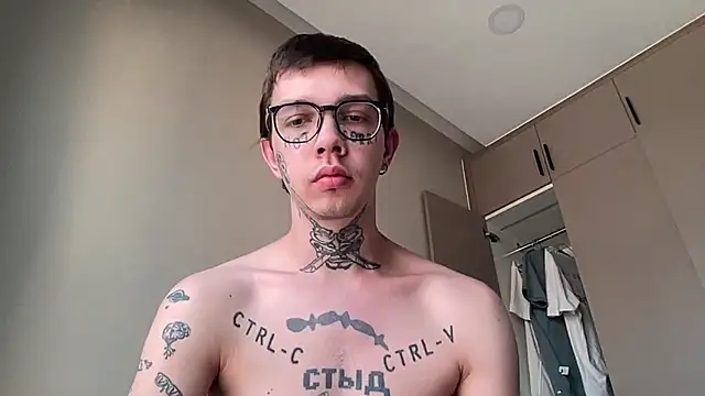 Snapshot of anahori__simon chatting on February 21, 2026, 1:29 am anahori simon online show from February 21, 2026, 1:29 am