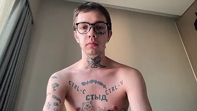 Snapshot of anahori__simon chatting on February 16, 2026, 12:20 am anahori simon online show from February 16, 2026, 12:20 am