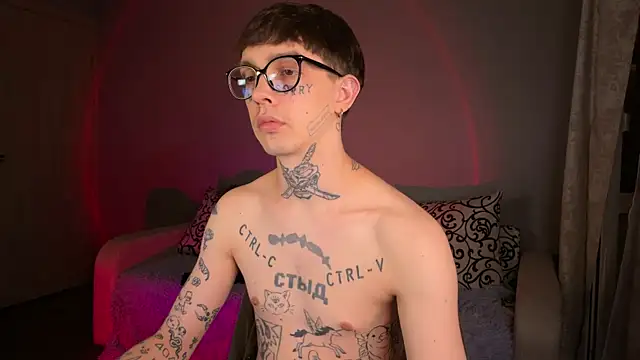 Snapshot of anahori__simon chatting on September 18, 2025, 6:44 pm anahori simon online show from September 18, 2025, 6:44 pm