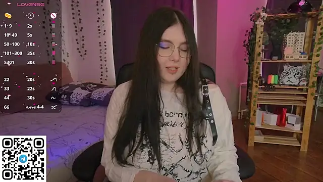 Snapshot of Arizonaa_Muse chatting on February 27, 2026, 7:41 am Arizonaa Muse online show from February 27, 2026, 7:41 am