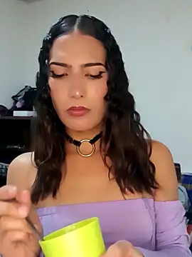 Snapshot of Lanna_hott_ chatting on March 7, 2025, 4:11 pm Lanna hott  online show from March 7, 2025, 4:11 pm