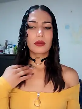 Snapshot of Lanna_hott_ chatting on March 14, 2025, 12:18 pm Lanna hott  online show from March 14, 2025, 12:18 pm