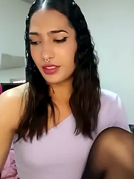 Snapshot of Lanna_hott_ chatting on March 19, 2025, 3:40 pm Lanna hott  online show from March 19, 2025, 3:40 pm
