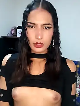 Snapshot of Lanna_hott_ chatting on March 4, 2025, 2:32 pm Lanna hott  online show from March 4, 2025, 2:32 pm
