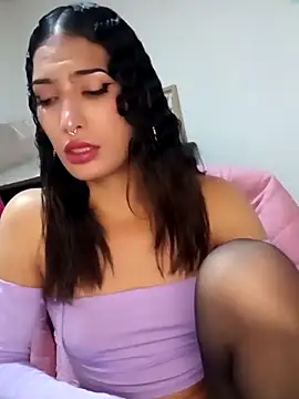 Snapshot of Lanna_hott_ chatting on March 20, 2025, 3:14 pm Lanna hott  online show from March 20, 2025, 3:14 pm