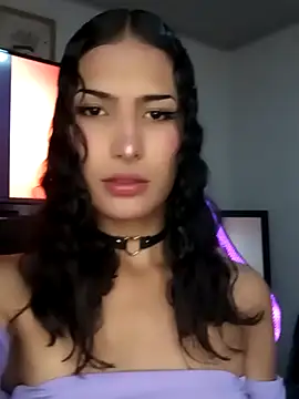 Snapshot of Lanna_hott_ chatting on September 15, 2025, 6:52 pm Lanna hott  online show from September 15, 2025, 6:52 pm