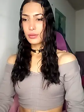 Lanna hott  online show from May 3, 2026, 1:58 pm