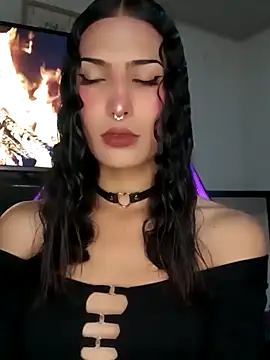 Snapshot of Lanna_hott_ chatting on October 10, 2025, 7:25 pm Lanna hott  online show from October 10, 2025, 7:25 pm
